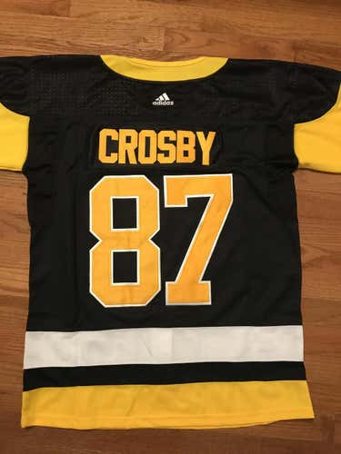 NEW Sidney Crosby Pittsburgh Penguins Home Jersey! Size 50/M