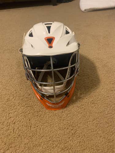 White Adult Cascade R Helmet