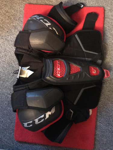 Senior Small CCM U+ Control  Shoulder Pads