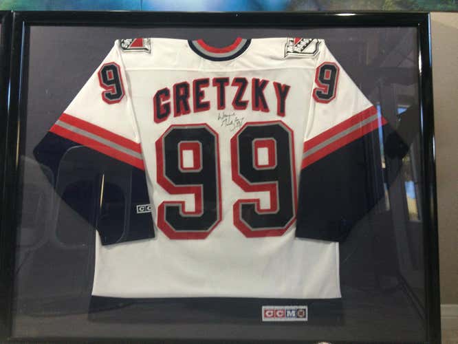 PICK-UP ONLY in Las Vegas - SIGNED REAL CCM - New York Rangers Wayne Gretzky Jersey!