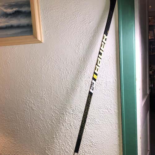 Bauer Supreme 2S Int Rh Hockey Stick  65 Flex