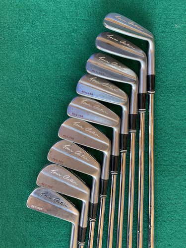 Used Cleveland Right Handed Tour Action REG 588 Iron Set Steel Shaft