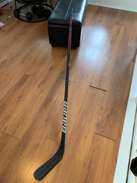 Senior Right Handed Nexus Geo Pro Stock Hockey Stick