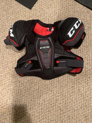 Senior Large CCM Shoulder Pads