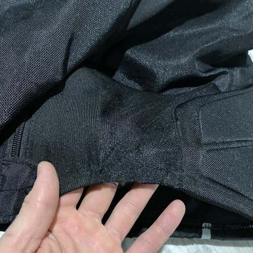 Black Senior Large Warrior Covert QRE Pro Pro Stock Hockey Pants