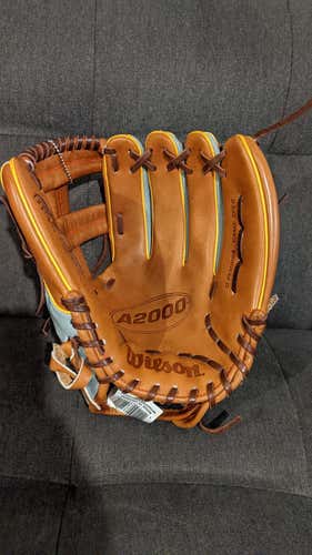 New Wilson Right Hand Throw A2000 Baseball Glove 11.75"