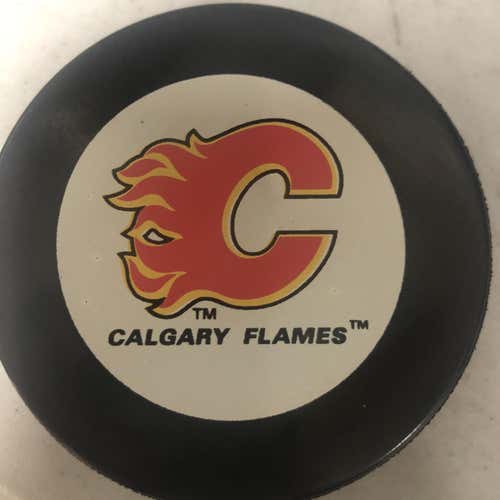 Calgary Flames Older Game NHL puck