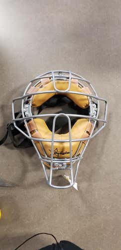 NEW Douglas Umpire/Catchers Traditional Mask