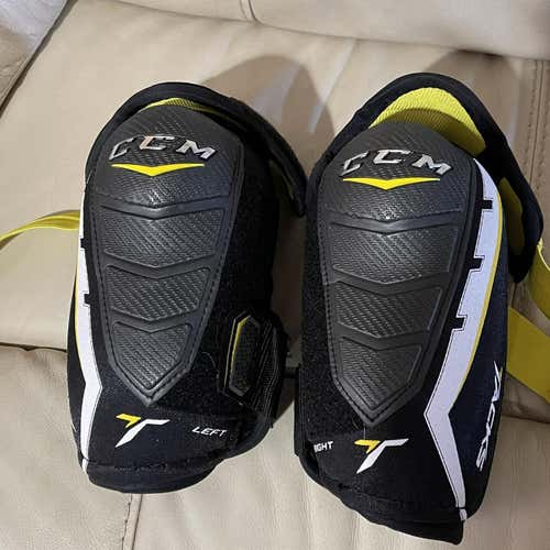 Senior Medium CCM  Elbow Pads