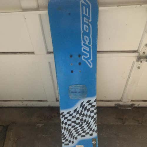 Kid's  Dakine Without Bindings Snowboard (99 CM)