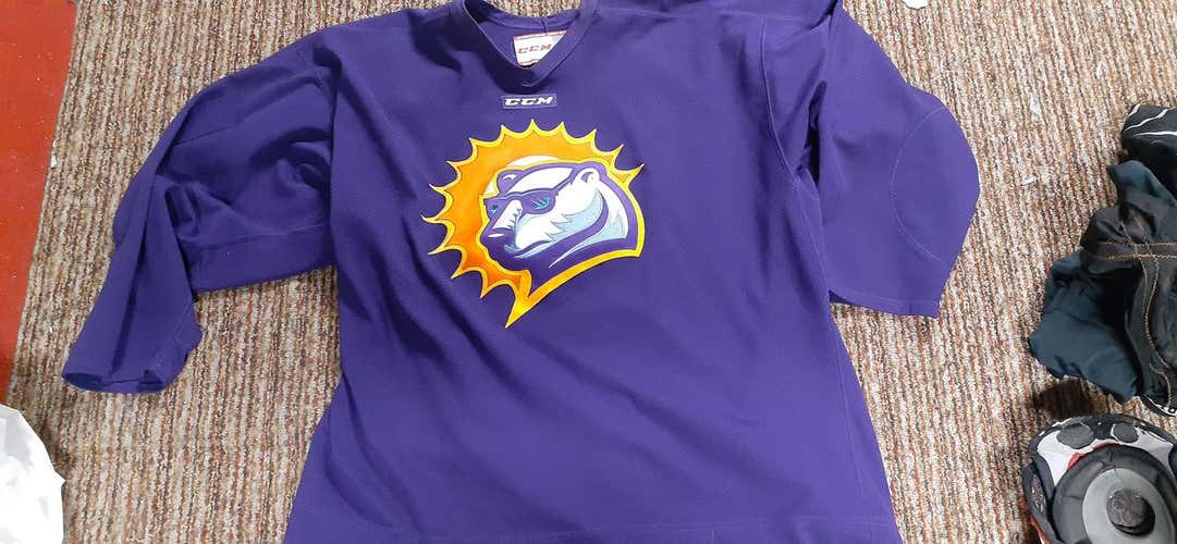 Orlando Solar Bear Size 58 CCM Practice Jersey Pro Stock w/matching socks (L)