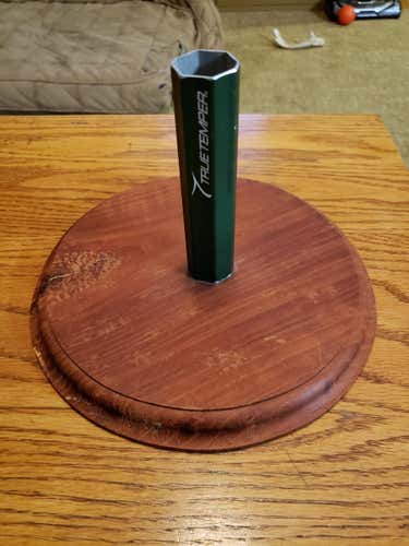 Lacrosse Head Display Stand - Cherry base