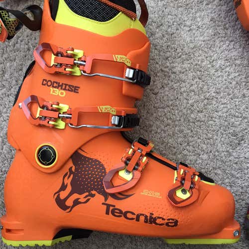 Used Tecnica Cochise Stiff Flex Ski Boots