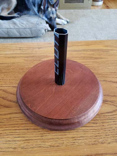 Lacrosse Head Display Stand - Cherry Base