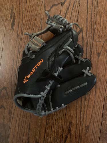 EASTON Mako Comp Infield Glove 11.5" Youth age 9-13 - Used