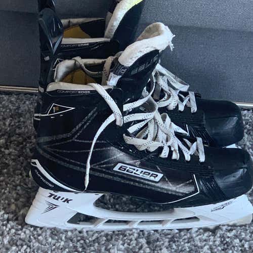 Senior Bauer Supreme 1S Regular Width  Size 10 Hockey Skates