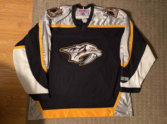 Vintage Nashville Predators CCM Jersey