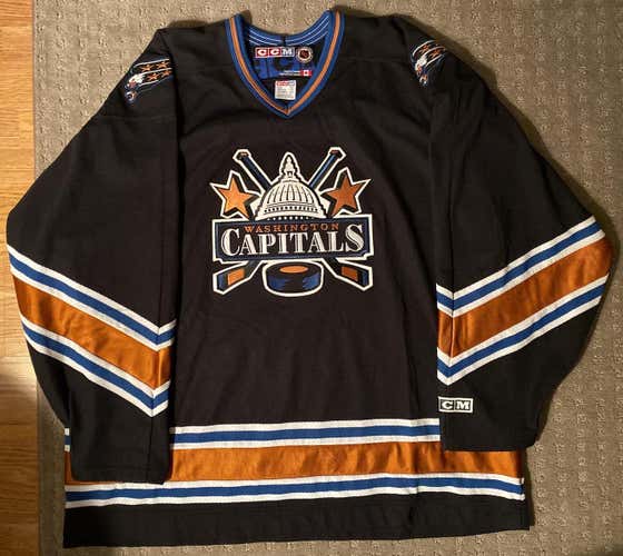 Vintage Black Washington Capitals CCM Jersey