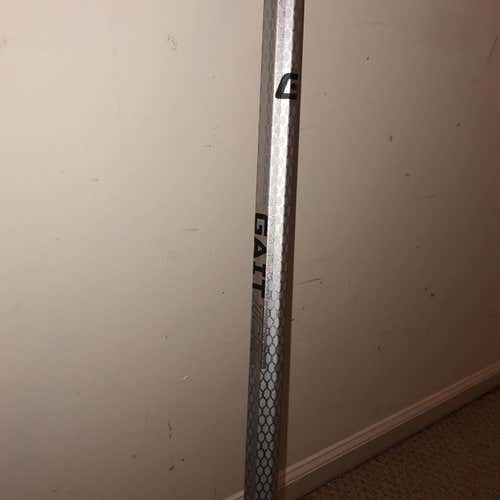 New Gait Ice Shaft