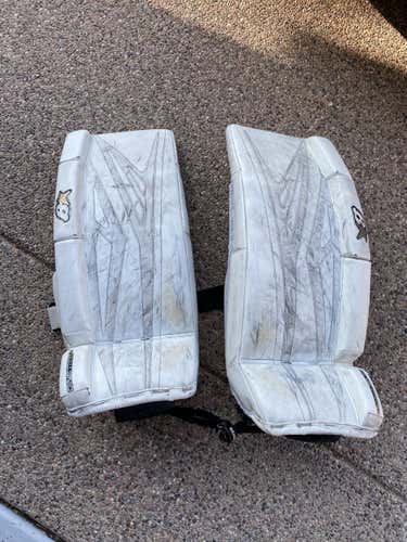 Used 27" Brian's GNETiK 8.0 Goalie Leg Pads