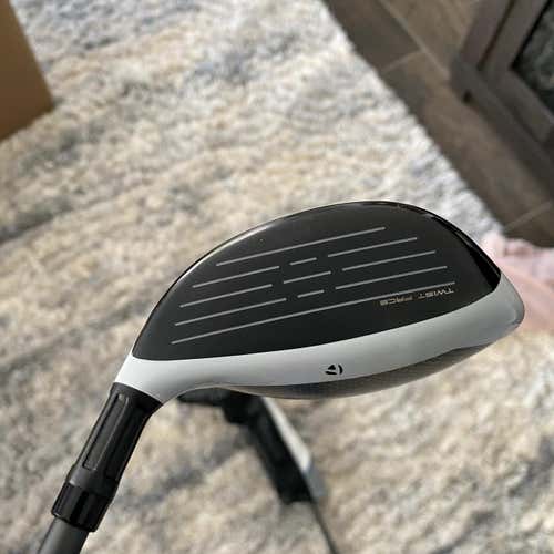 Men's Right Handed Sim Max Stiff Flex Fairway Wood