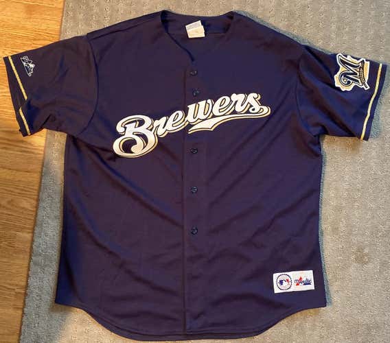 Vintage Milwaukee Brewers XL Majestic Jersey