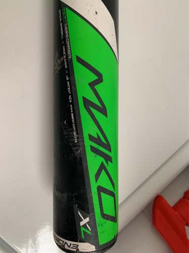 Kid Pitch (9YO-13YO) 2016 Composite Mako beast xl (-10) 18 oz 28" Bat