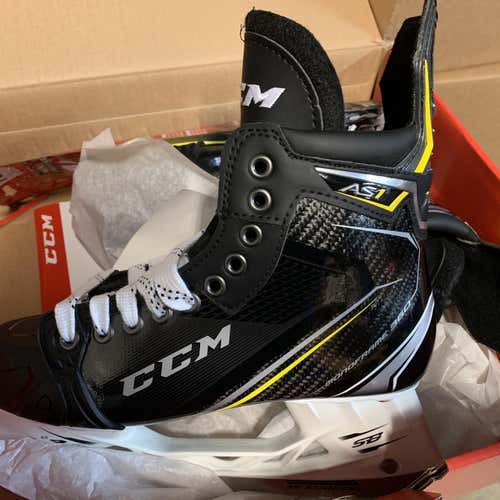 New Aleksi Heponiemi Senior CCM Super Tacks AS1 Pro Stock Size 7.5 Hockey Skates