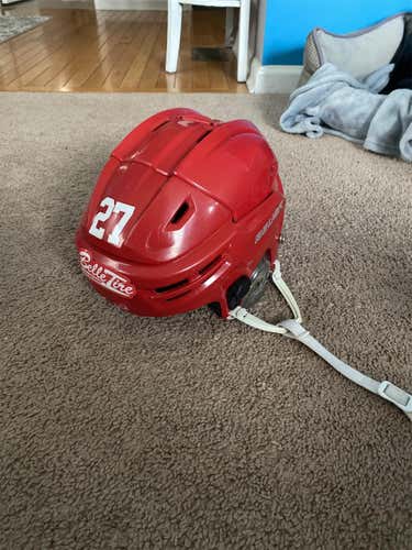 Red Used Medium Bauer Re-Akt Helmet
