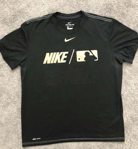 Men's Nike Baseball Shirt