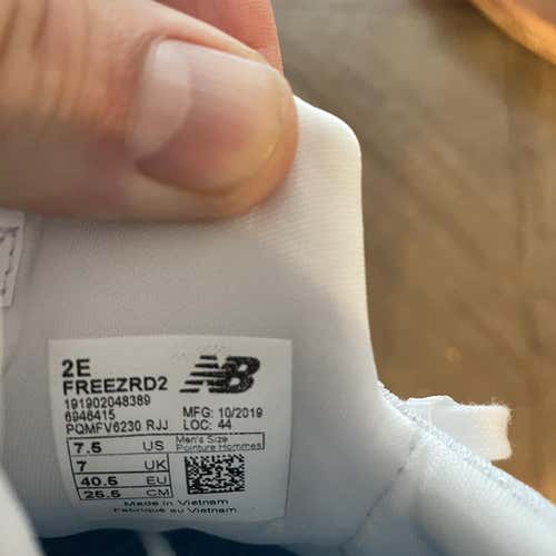 White Men's Molded Cleats New Balance
