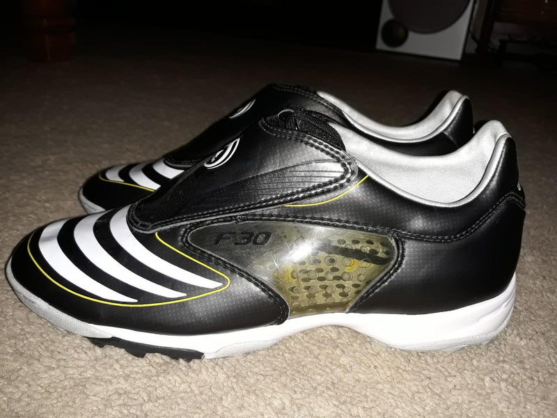 New Size 7.5 (Women's 8.5) Adidas F30 Cleats