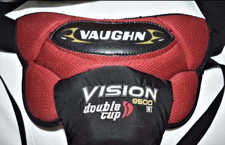 Vaughn Vision 9500 Goalie Jock Double Cup, Intermediate