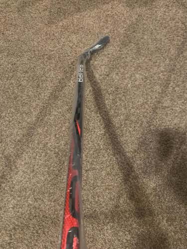 Senior Right Handed Vapor FlyLite Pro Stock Hockey Stick