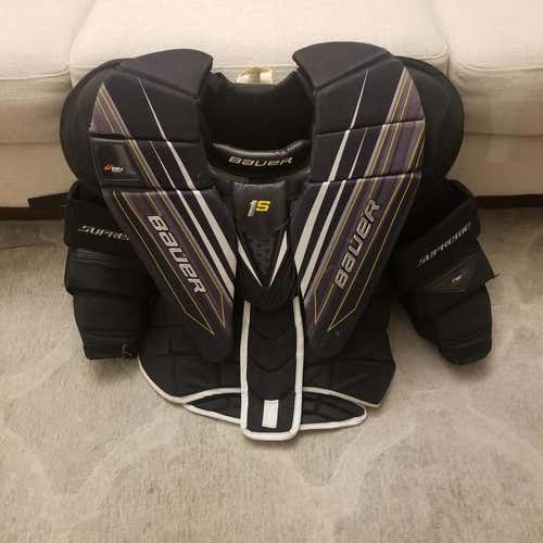 Senior Used Small Bauer Goalie Chest Protector