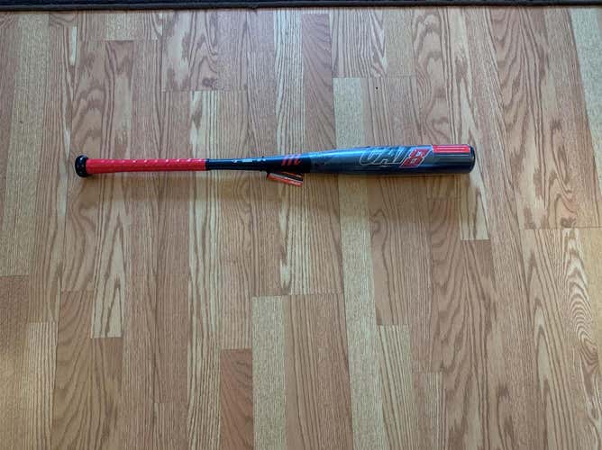 Marucci BBCOR CAT 8 (-3) 30 oz 33" Bat. Free Batting Gloves Included.