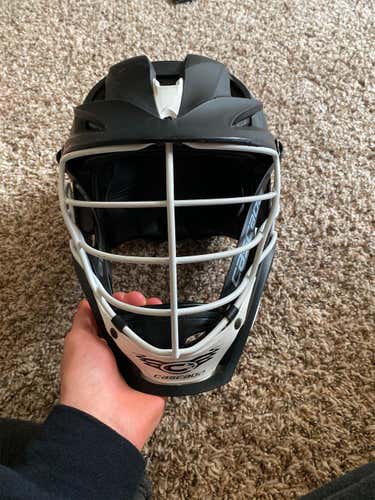 Black Adult Player's Cascade S Helmet