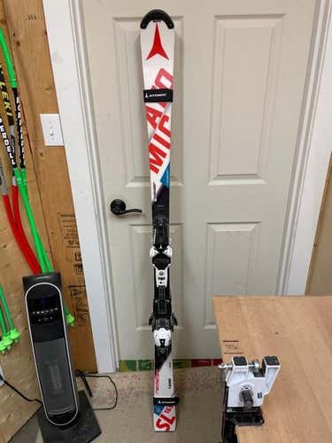 Used Atomic FIS SL Skis