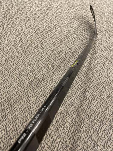 Senior Right Handed Vapor FlyLite P92 70 Flex SHADOW SERIES hockey Stick
