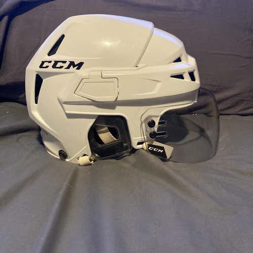 White Used Medium CCM Vector V08 Helmet
