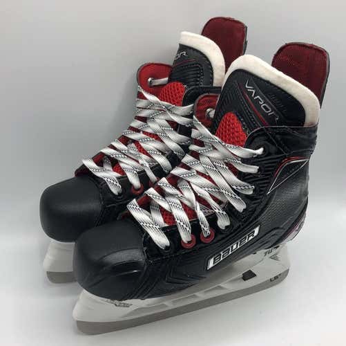 Bauer Vapor X Velocity Junior Skates Size 1EE - New In Box