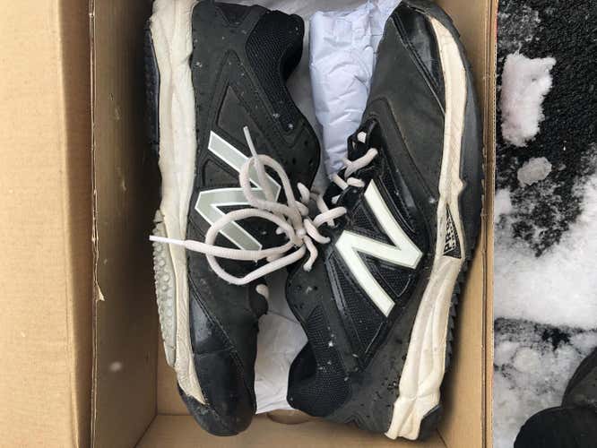 Black Used Adult Men's Size Men's 10.5 New Balance Turf Trainer Baseball Shoes