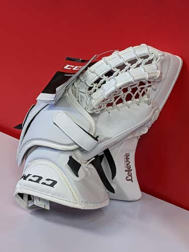 New Junior CCM Regular Premier 2.5 Goalie Glove
