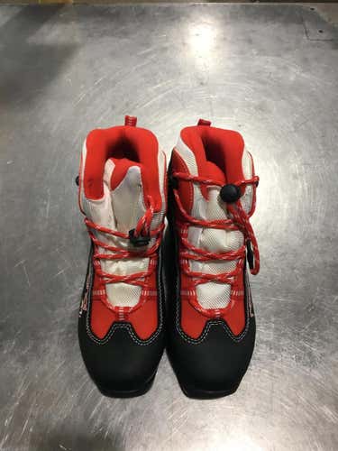 Used Rossignol Jr-01 Cross Country Ski Boys Boots