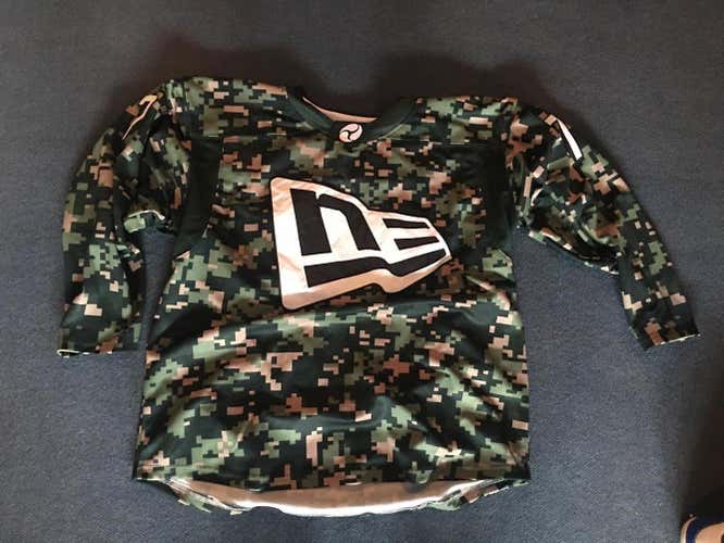 Adult xl camo jersey