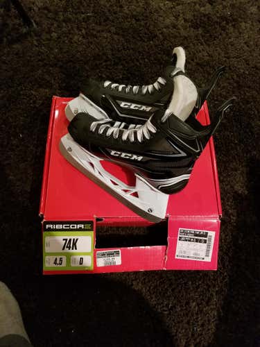 New Junior CCM Ribcor 74k Hockey Skates Size 4.5
