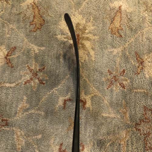 Senior Right Handed Ribcore 64k Mid Pattern  Hockey Stick