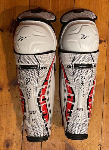 Used Reebok 18K Shin Pads