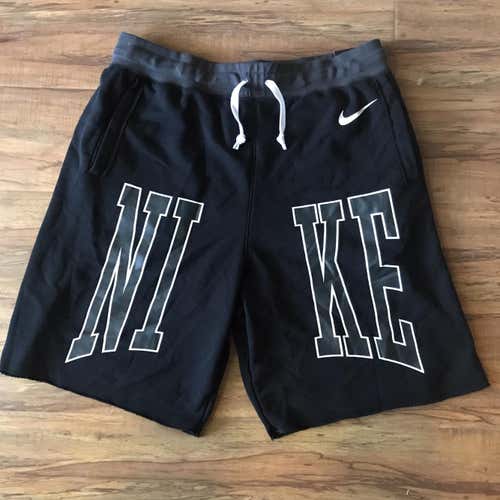 Men’s Alumni Fleece Black Fleece Shorts Mens Size Large