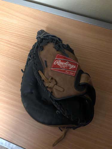 Left Hand Rawlings Player Preferred 32.5" Catcher's Mitt